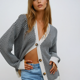 Chevron-cardigan med kontrastknapper