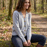 V-hals cardigan – Blød strik med knapper