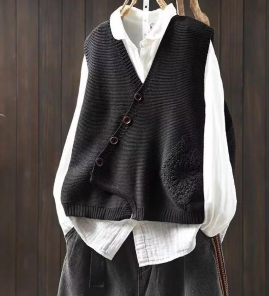 Elowyn | Strikket vest